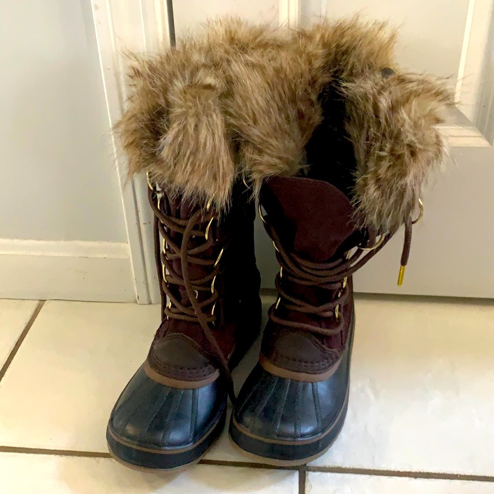 Sorel Women's Winter Boots - Brown and Black